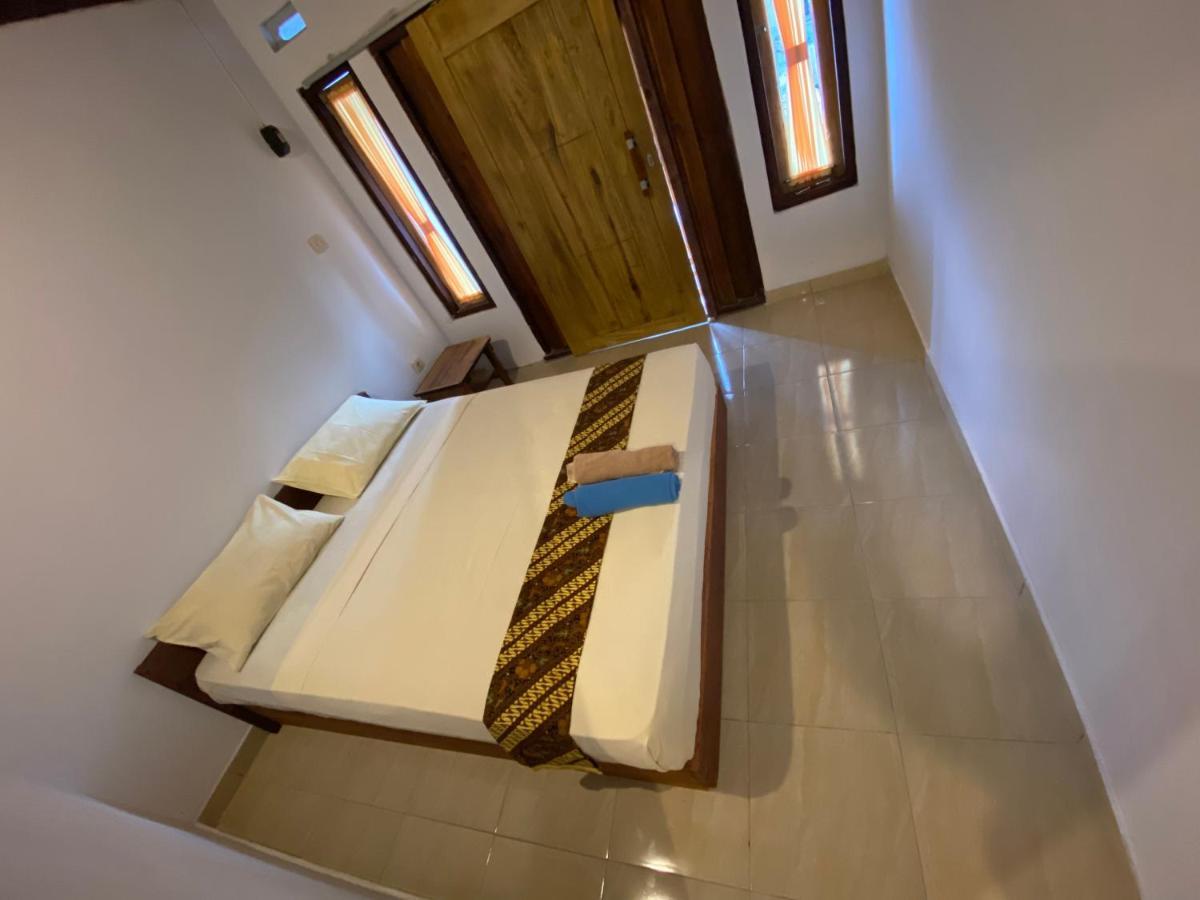 Diki Bungalow Kuta  Екстер'єр фото
