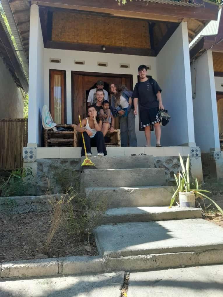 Diki Bungalow Kuta  Екстер'єр фото